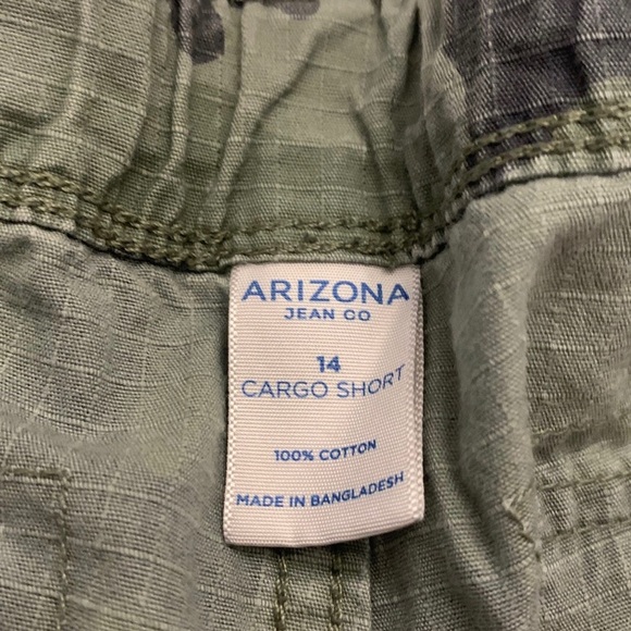 Boys ARIZONA camo cargo shorts size 14 - Picture 4 of 7